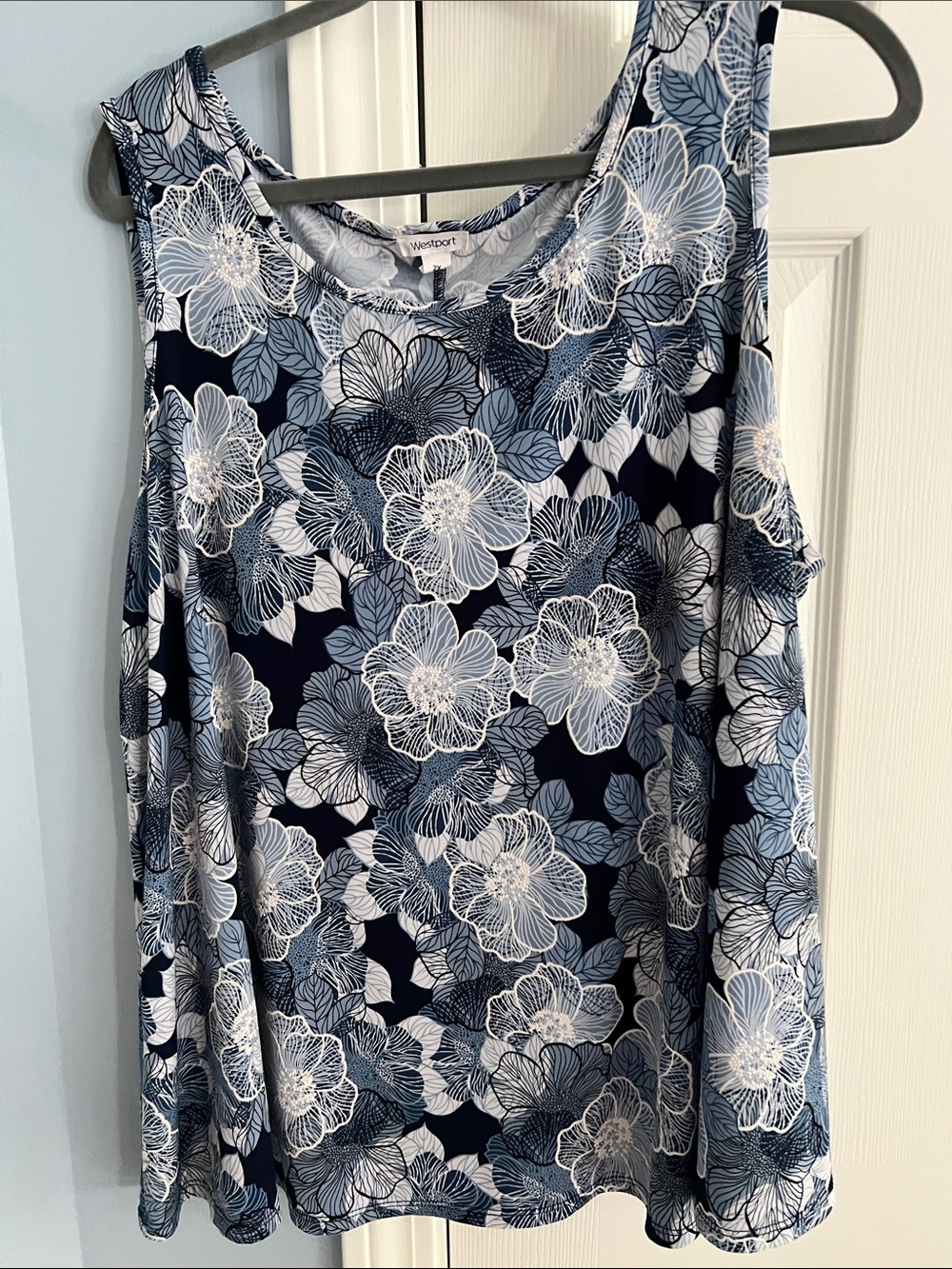 Westport Navy and White Floral Tank
